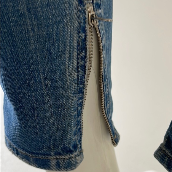 Diesel Zivy Women's Blue Distressed Jeans - size 28 - gently worn! - Picture 3 of 6